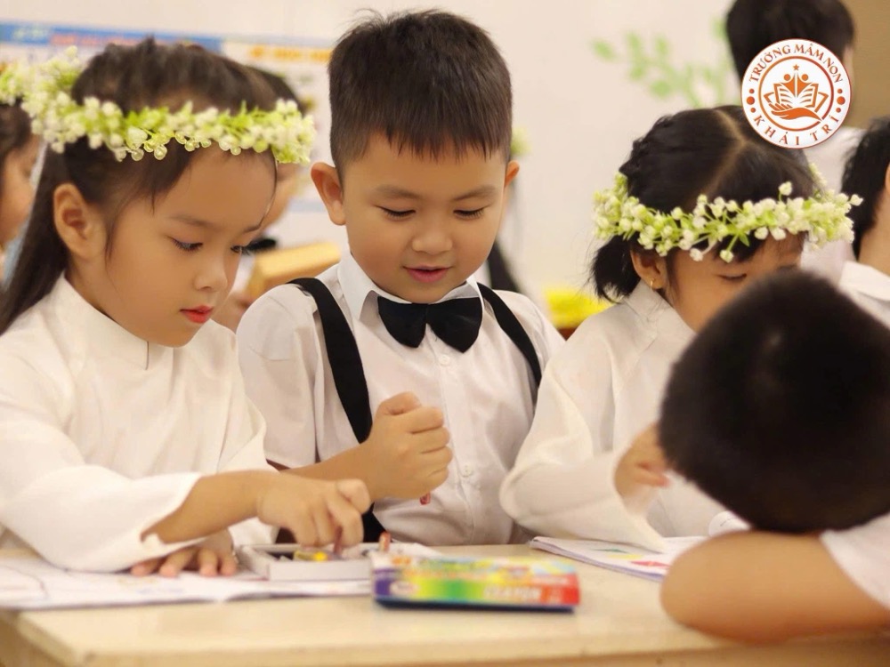 mầm non